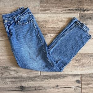 Old Navy “Wow Boyfriend” Jeans